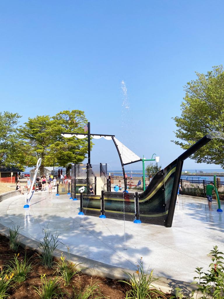 涡流水生结构 -  Riverfront Park项目