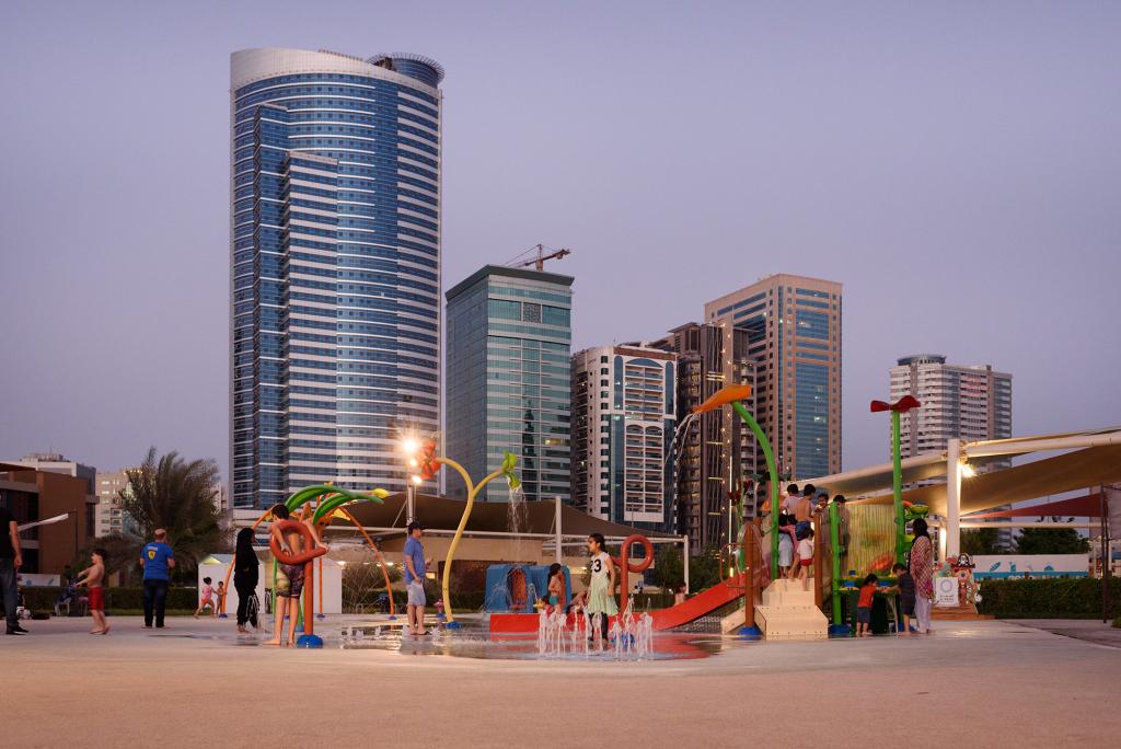 涡流水生结构 -  Al Majaz Waterfront项目